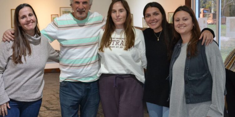 «Feliz de que se den estos espacios artísticos fuera de lo asistencial y fuera de la urgencia».