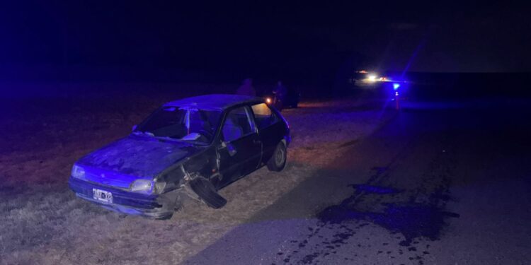Accidente vehicular en acceso a Sierra de la Ventana