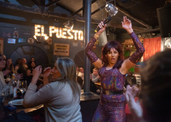 «El Puesto» se trae música, espectáculos y deliciosos platos para esta vacaciones de invierno