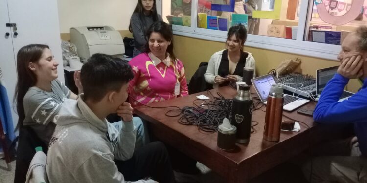 «Tu Voz Radio»: 2 da. parte en la Feria de Ciencias.
