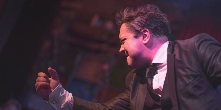 «Una Noche Inolvidable: Luis Miguel con Jano Canavesi y brindan un espectáculo único en «El Puesto»