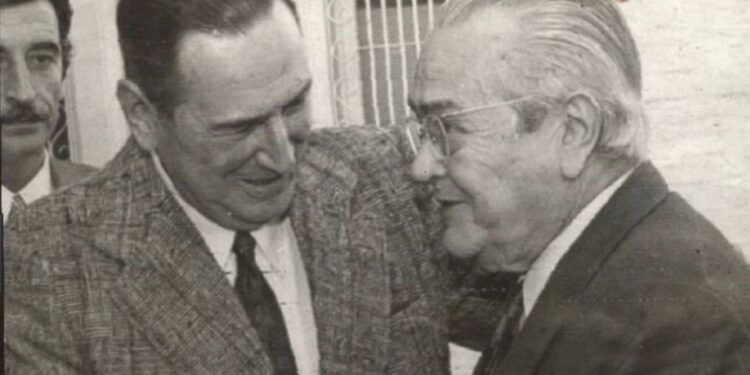 LA HORA DE LA UNIDAD NACIONAL, el abrazo pendiente