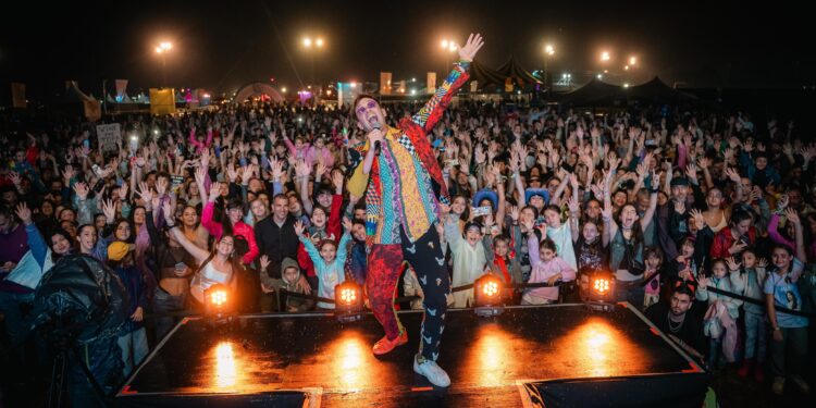 Un unipersonal de circo y comedia llega a Tornquist y Villa Ventana de la mano de Rudy GÜEMES.