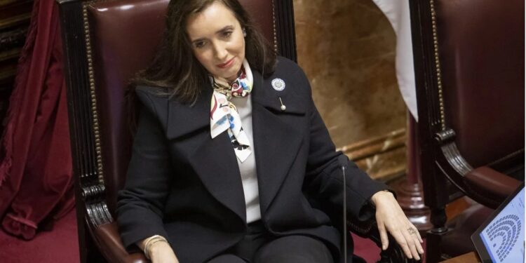 El Senado aprobó el aumento del bono jubilatorio, la recomposición del 7,2% y la extensión de la moratoria