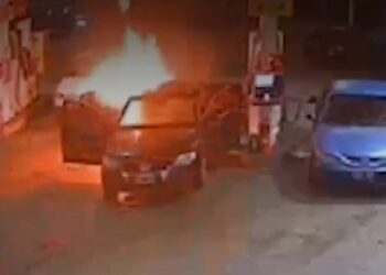 Video: un auto explotó en una estación de servicio de Entre Ríos y se vivieron momentos de terror