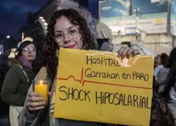 “El Garrahan no se apaga”: convocan a una caminata con velas en favor del hospital pediátrico
