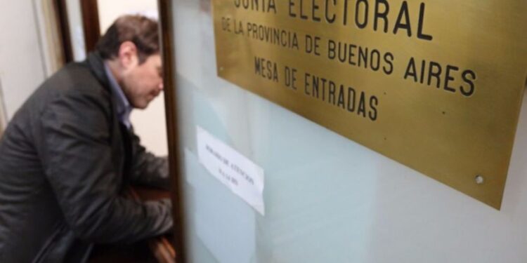 La Junta oficializó el plazo de la prórroga y los libertarios hablan de «las maniobras de siempre»