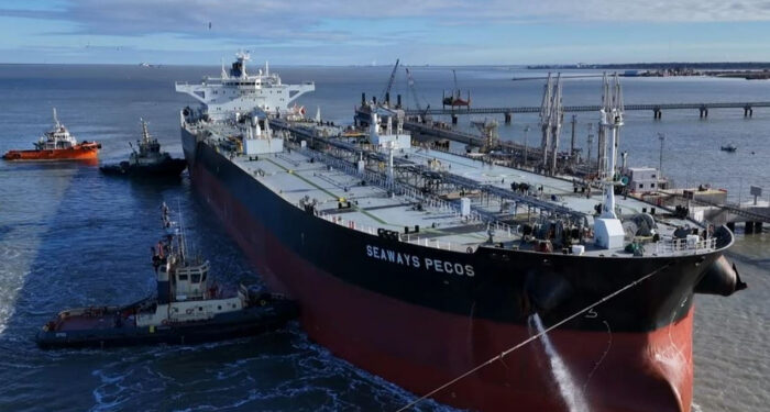 Puerto Rosales recibió el buque de mayor porte ingresado en su historia