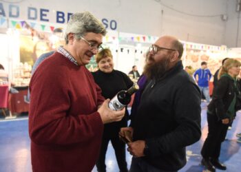 Javier Rodríguez y Fabián Cagliardi inauguraron la 22ª Fiesta del Vino de la Costa