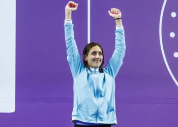 Agostina Hein hizo historia consagrándose campeona del mundo junior en 400 metros combinados