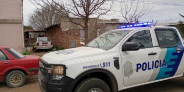 Allanamiento exitoso en Tornquist: secuestran prendas y recuperan teléfono robado.