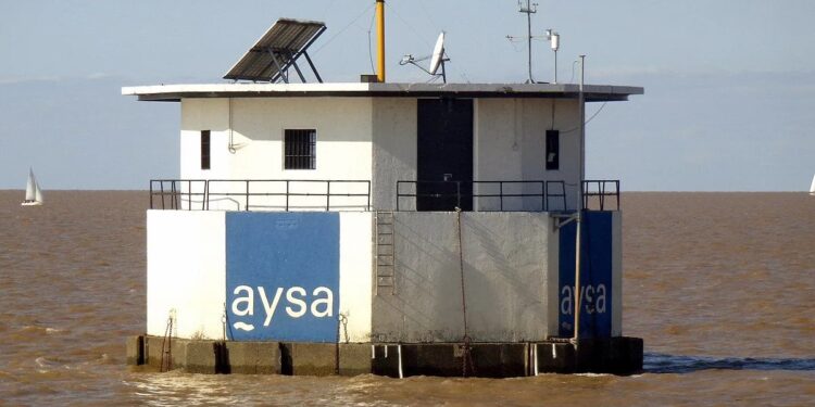 El Gobierno inició el proceso de privatización de AySA
