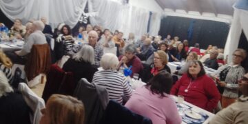 El Centro de Jubilados de Sierra de la Ventana cumplió 45 años y lo festejó con un almuerzo especial