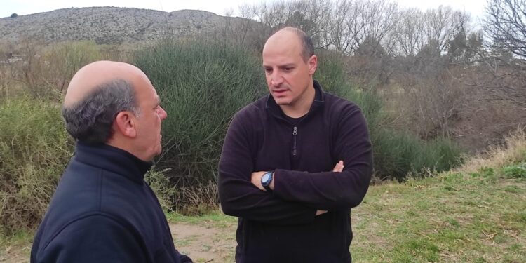 Dirección de Hidráulica de la Provincia analiza soluciones para Villa Arcadia.