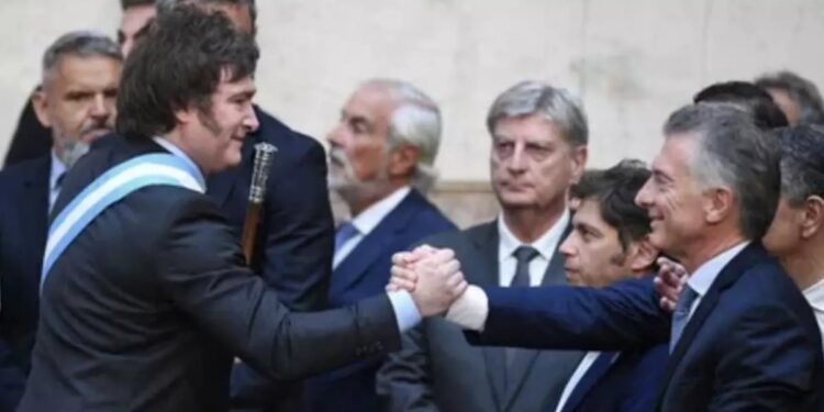 La sumisión del PRO: Macri firma la rendición final ante Karina Milei y deja al partido al borde de la extinción