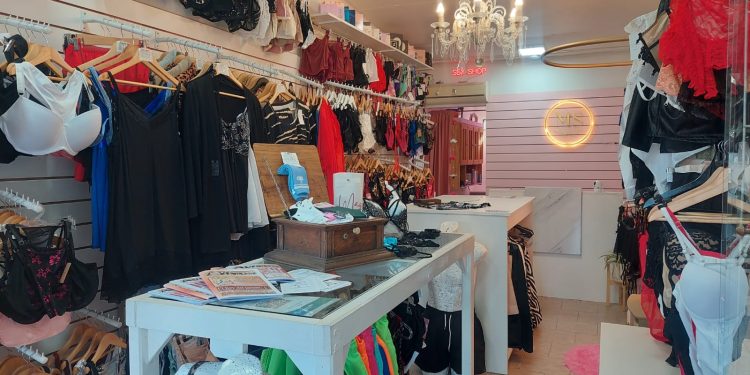 MAGIASEXS: La ropa íntima como forma de arte