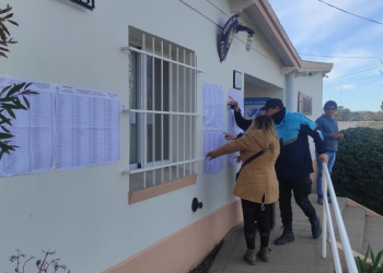 Elecciones en marcha: Con algunas demoras, se iniciaron las legislativas en todo el distrito.