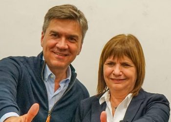 Escándalo en Chaco: el gobernador Leandro Zdero gastó $3.570 millones en leche no apta para niños