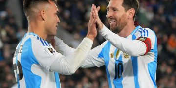 Lágrimas, emoción, un Messi brillante y un 3 a 0 en el último partido de eliminatorias en Argentina