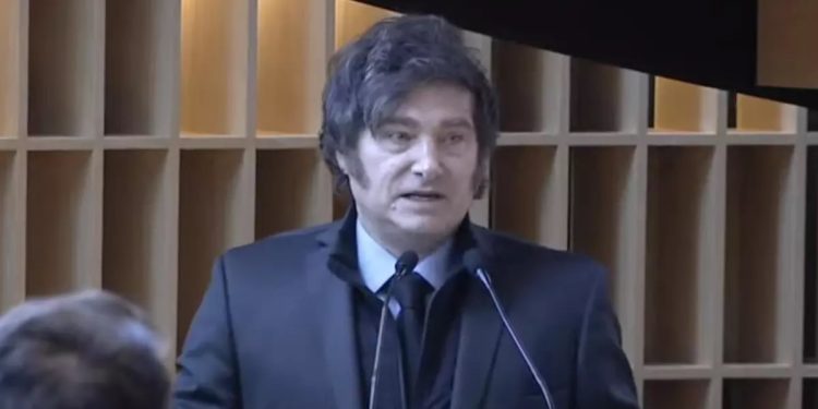 Milei rompió la veda con un violento mensaje contra el periodismo