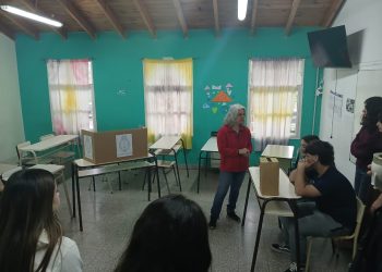 Aprendiendo a Votar: Secundaria N°2 de Sierra de la Ventana Informa con simulacros sobre la Boleta Única