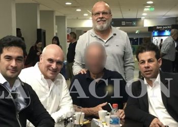 Aparece la primera foto de Espert junto a “Fred” Machado tomada en Bahía Blanca.