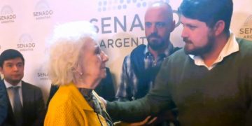 La Emotiva Conexión de Estela de Carlotto con Saldungaray: «Amiga de la familia Saldungaray»