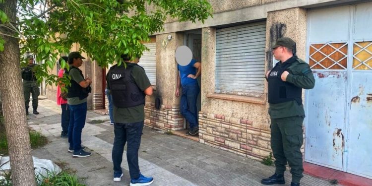 Allanamiento en Bahía Blanca por publicación de material de abuso sexual infantil