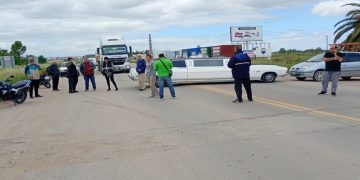 Cortaron la ruta 3 con una limusina: “Lo prometí y cumplí con mi palabra”