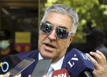 Uno de los abogados de Cristina Kirchner denunció penalmente a Javier Milei por “decidir que vaya presa”