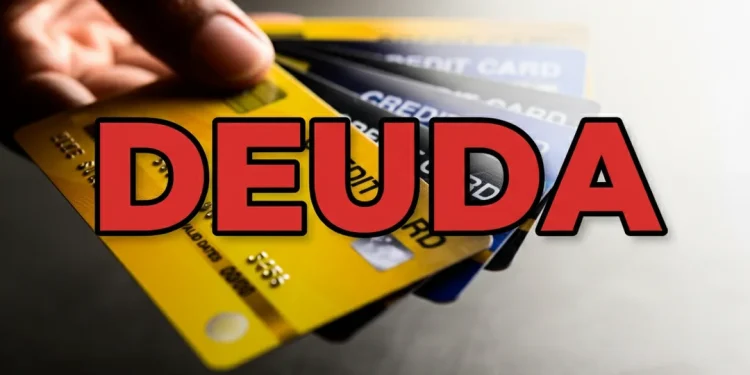 Las tasas de interés de las tarjetas de crédito en Argentina son hasta un 437% más altas que en Venezuela