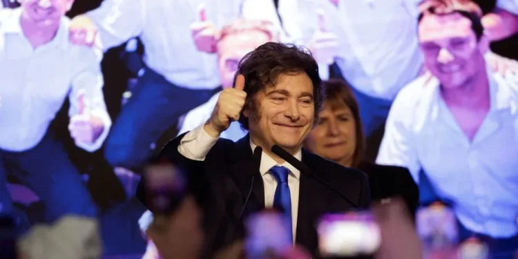 “Hoy comienza la construcción de la Argentina grande”, dijo Milei tras la victoria