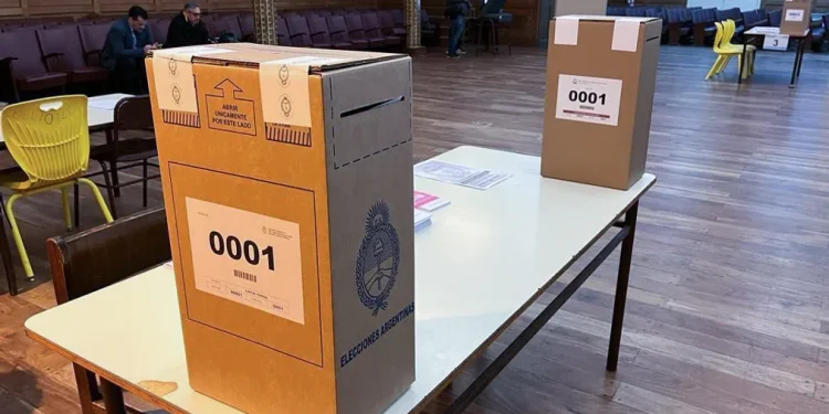 Expectativa por el escrutinio definitivo, que podría cambiar el resultado en ocho provincias