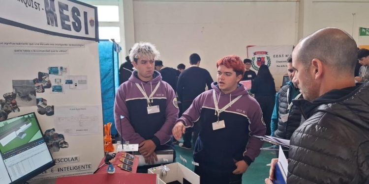 «Es la primera vez que vamos a hacer la muestra anual en Sierra de la Ventana»: La Escuela Técnica N° 1 inaugura su Expo 2025 en la Comarca