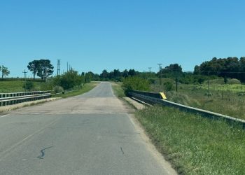 Atención y precaución en la Ruta 72: Mantenimiento en banquinas entre Sierra de la Ventana y Saldungaray