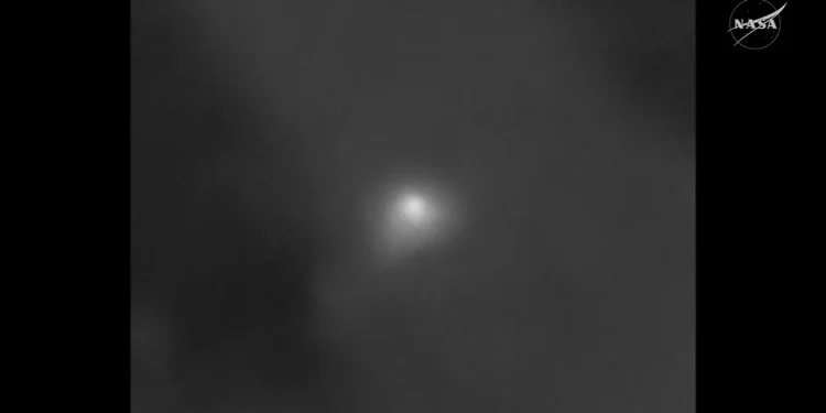 La NASA publica imágenes de 3I/ATLAS desde Marte y corta de raíz los rumores: “Es un cometa y no es un peligro”