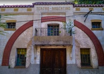 Tuvieron cines, hoteles y hoy están en ruinas: los 5 pueblos fantasma que podés visitar en auto