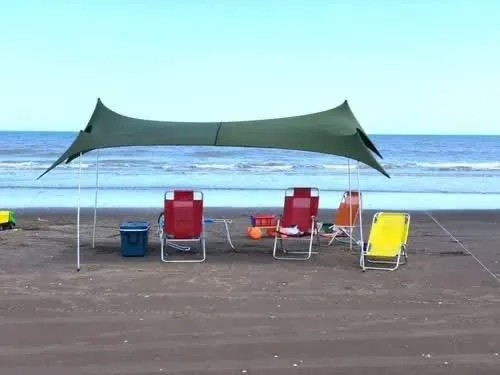 Monte Hermoso prohibió la instalación de gazebos en la zona exclusiva de baño