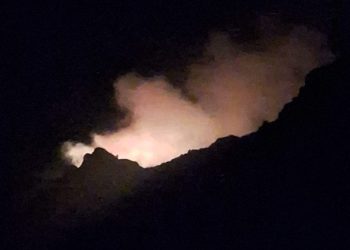 Incendio en el Cerro Napostá: Foco contenido tras el rayo en «La Olla»