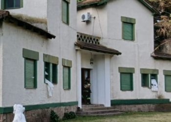 Explosión en hotel de Villa La Arcadia: Bomberos Voluntarios de Sierra de la Ventana en alerta