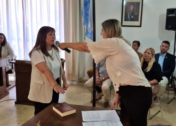 María Romero asume su banca con la meta de ser «la voz del pueblo» y dar continuidad a proyectos pendientes