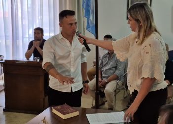 Sesión Extraordinaria: Jura de Concejales Electos en Tornquist