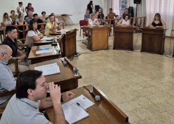 Cambio de mando en Tornquist: El Concejo aprobó la renuncia de Sergio Bordoni y Estefanía Bordoni asumirá la intendencia