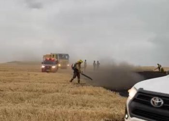 Dos rayos provocaron un incendio en la Estancia «Las Acacias»: El rápido accionar evitó daños mayores