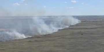 Bomberos de Sierra de la Ventana aportan tecnología y drones en el incendio de Villarino