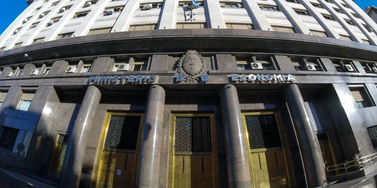 La deuda externa creció a USD 316.935 millones durante el tercer trimestre