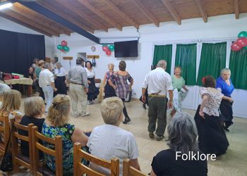 Centro de Jubilados «Eterna Primavera» cierra un ciclo de talleres enriquecedor con muestra y agasajo comunitario