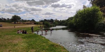 Con un movimiento moderado de turistas en el último fin de semana largo del año.