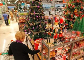 La canasta navideña subió 27% y crece la dependencia de promociones para llegar a las fiestas