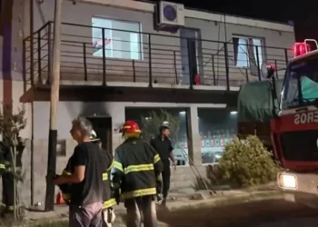 Tragedia en Olavarría: dos muertos y 37 heridos por un incendio en un geriátrico